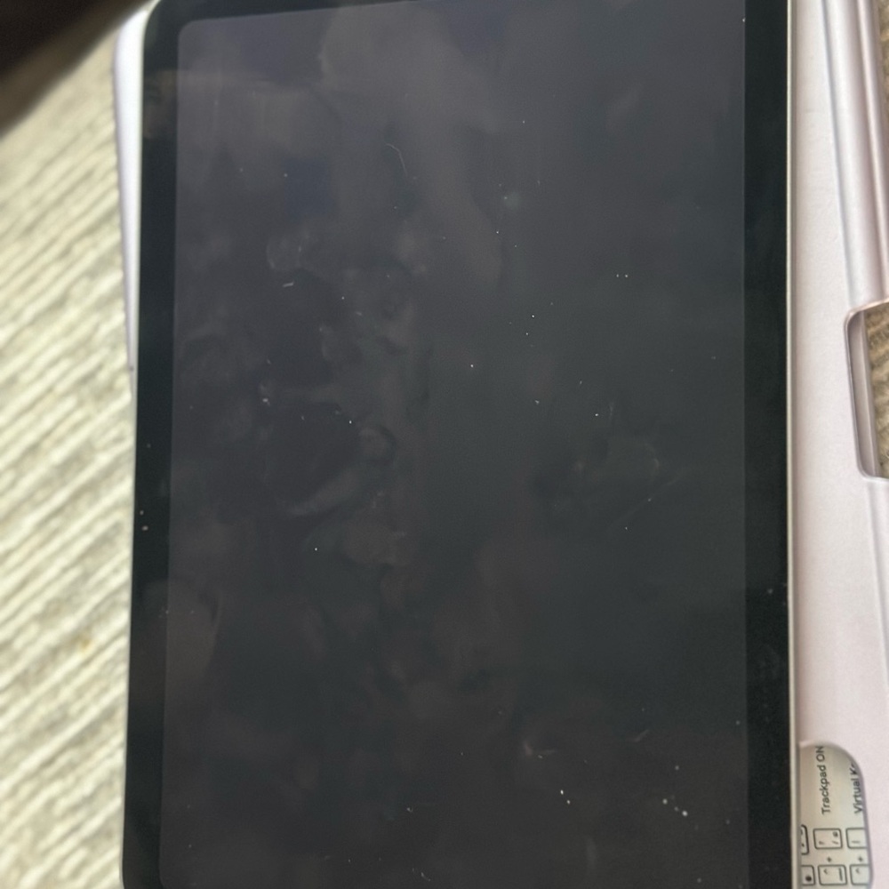 Apple IPad Mini 2025 A17 pro 128 gb WiFi only-barely used